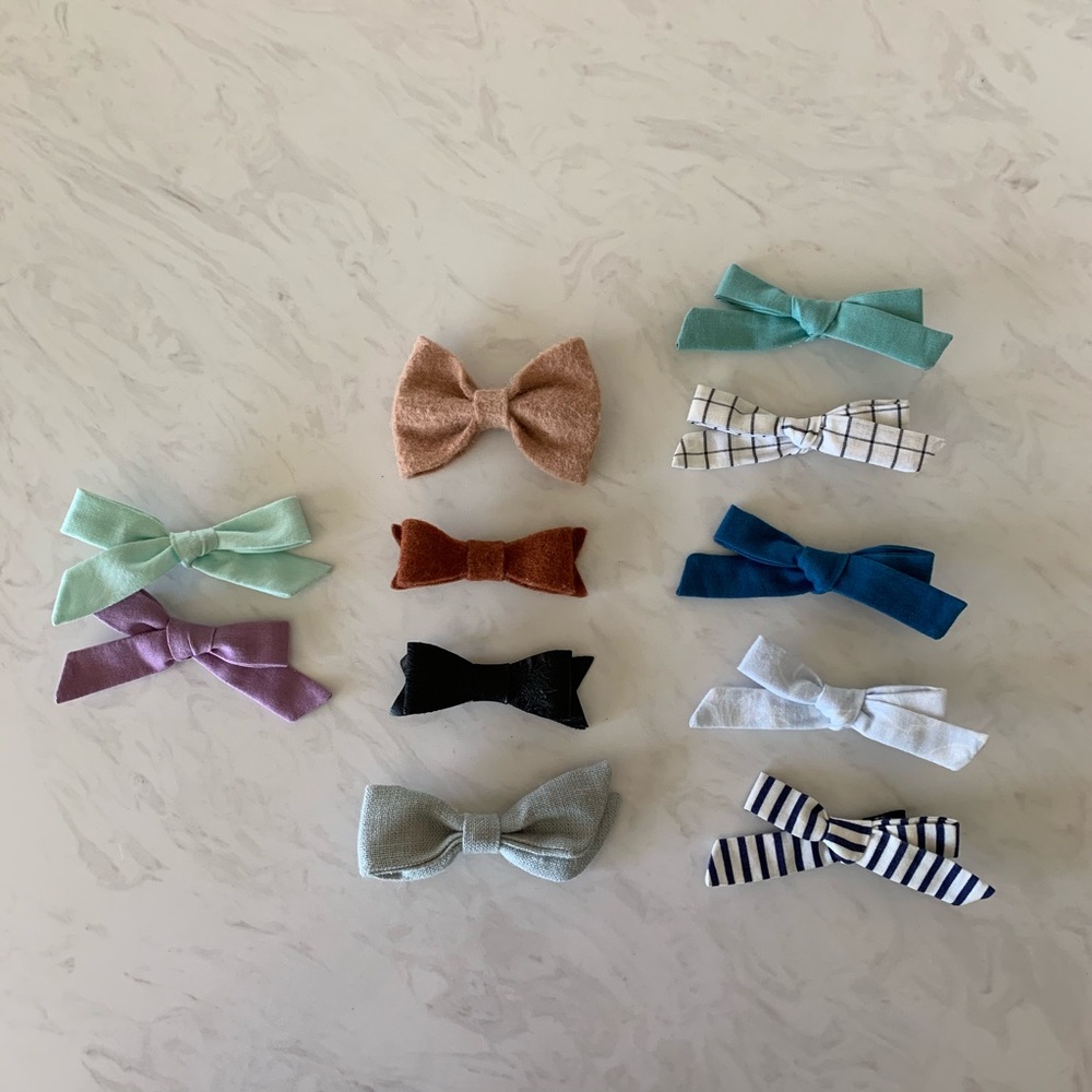 Bundle of Various Bows, 11 Total